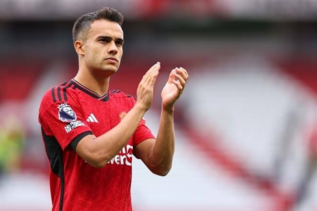 OK9 - Man Utd lặp lại sai lầm vụ Reguilon? - Zino